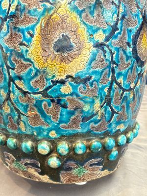 A Chinese Fahua barrel-shaped 'lotus scroll' stool with incised design, Ming — photo 9