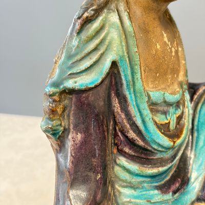 A Chinese Fahua-glazed stoneware model of Guanyin — photo 13