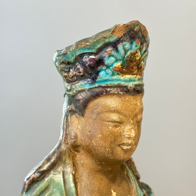 A Chinese Fahua-glazed stoneware model of Guanyin — photo 6
