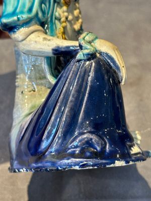A Chinese Fahua Guanyin on stand, Ming — 照片 11