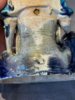 A Chinese Fahua Guanyin on stand, Ming — 照片 14