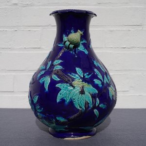 A Chinese fahua relief-decorated vase, 19th C. — photo 8