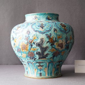 A Chinese fahua vase with Buddhist lions, Ming — 照片 23