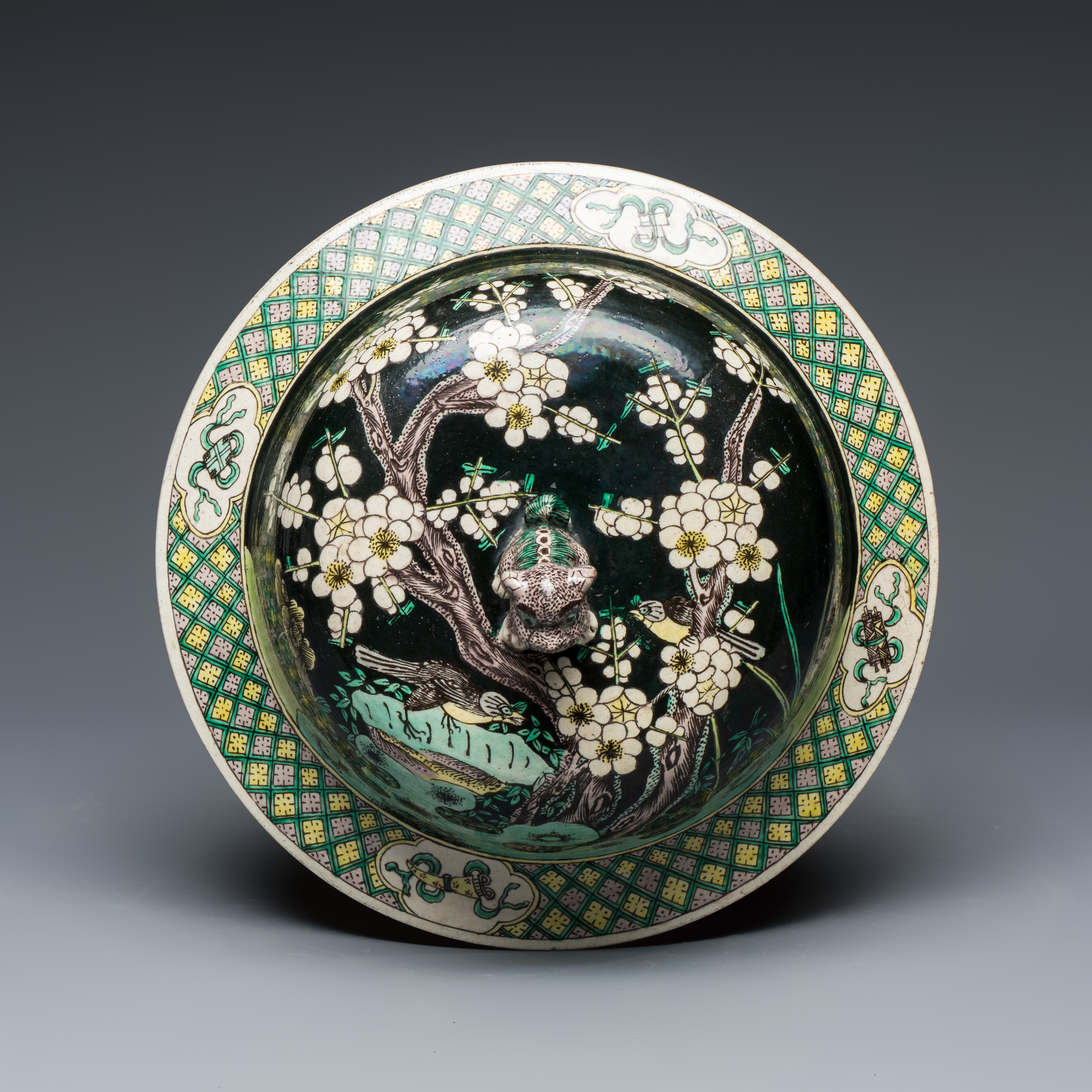 A Chinese famille noire 'Prunus' vase and cover — photo 8