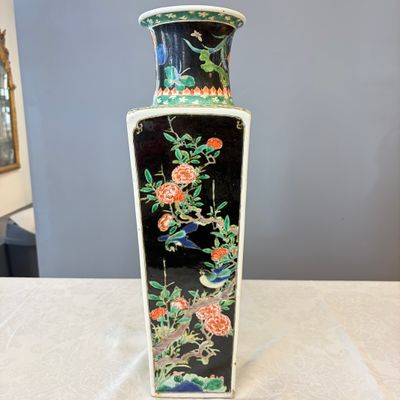 A Chinese famille noire square vase with birds among flowering branches — photo 5