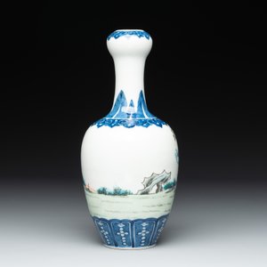 A Chinese famille rose '100 boys' garlic-mouth vase, Qianlong mark, 19th C. — photo 3