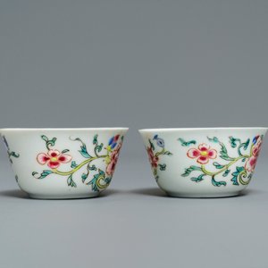 A Chinese famille rose 15-piece tea service with floral design, Qianlong — photo 11