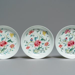 A Chinese famille rose 15-piece tea service with floral design, Qianlong — photo 34