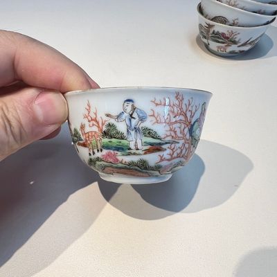 A Chinese famille rose 17-piece 'Deer and Scholars' tea service, Qianlong — 照片 32