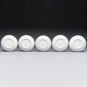 A Chinese famille rose 17-piece 'Deer and Scholars' tea service, Qianlong — 照片 17