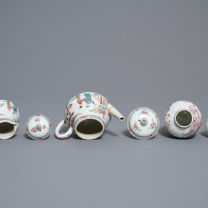 A Chinese famille rose 18-piece tea service, Yongzheng — 照片 6