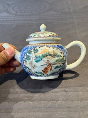A Chinese famille rose 20-piece tea service, Yongzheng/Qianlong — foto 3
