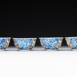 A Chinese famille rose 20-piece tea service, Yongzheng/Qianlong — foto 17