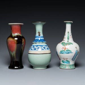 A Chinese famille rose, a flambé-glazed and a blue and white celadon-ground vase, 19/20th C. — 照片 5