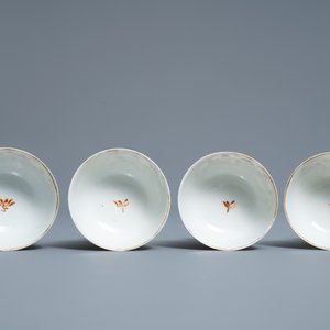A Chinese famille rose and gilt Meissen-style 17-piece tea service, Qianlong — photo 15