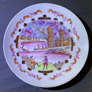 A Chinese famille rose and gilt Meissen-style 17-piece tea service, Qianlong — photo 33