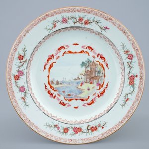 A Chinese famille rose and gilt Meissen style landscape plate, Qianlong, 18th C. — 照片 1