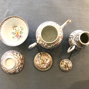 A Chinese famille rose and gilt part tea service, Qianlong — photo 28