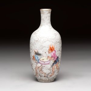 A Chinese famille rose and grisaille 'Zhongkui' vase, Daoguang mark, 20th C. — 照片 3