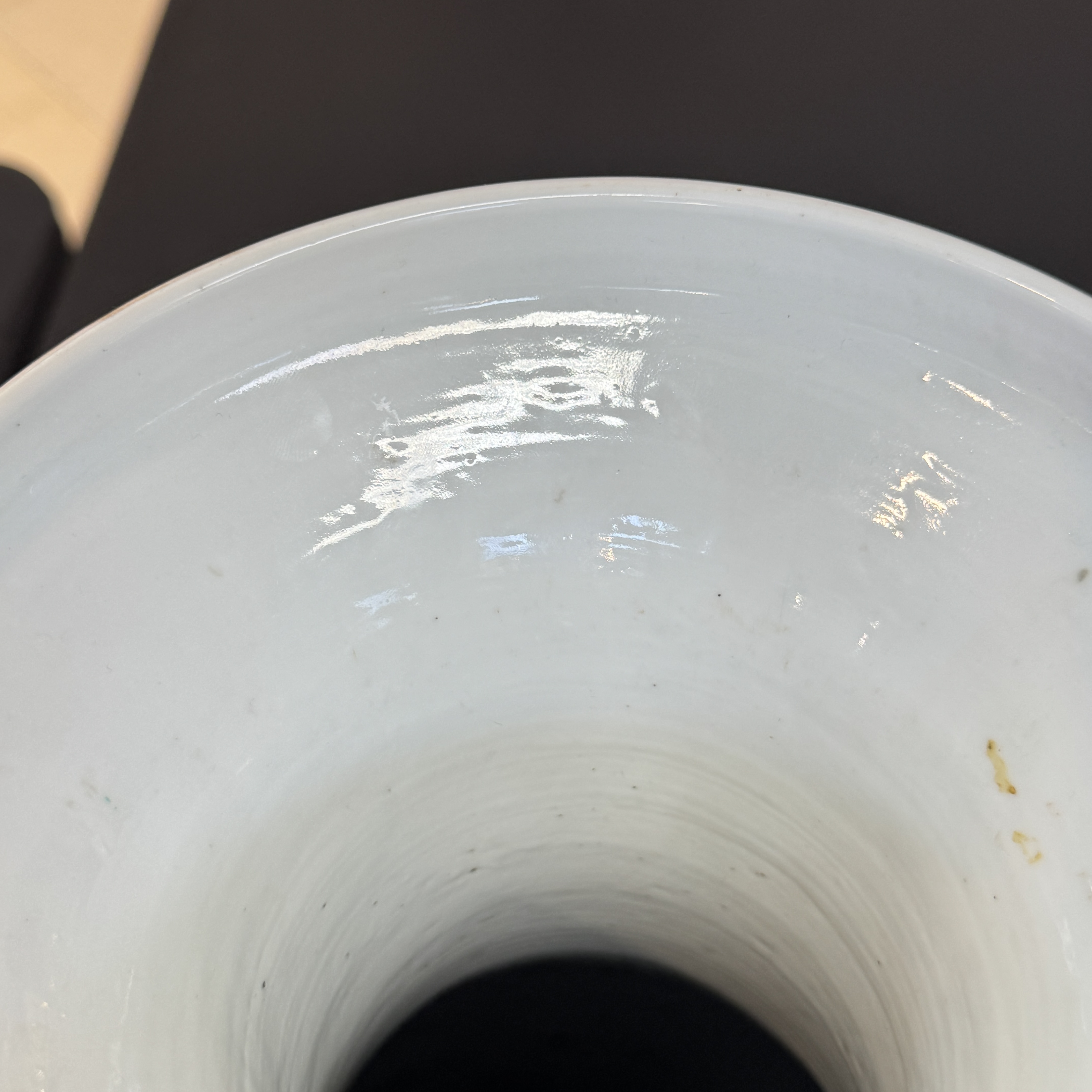 A Chinese famille rose 'Antiquities' vase and a jar — photo 23