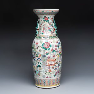 A Chinese famille rose 'Antiquities' vase and a jar — photo 10