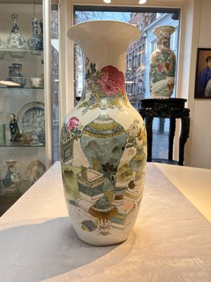 A Chinese famille rose 'Antiquities’ vase, signed Fang Jiazhen 方家珍, dated 1891 — photo 1