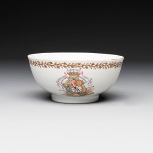 A Chinese famille rose armorial nine-piece service with the arms of Alexandre Lamotte-Baracé, Qianlong, ca. 1786-1789 — photo 25