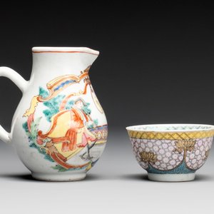 A Chinese famille rose armorial plate, a cup and a 'European subject' milk jug, Yongzheng/Qianlong — photo 7