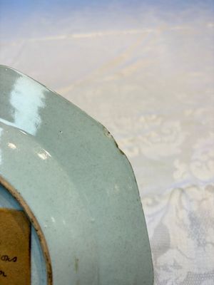 A Chinese famille rose armorial plate with the arms of Clerke for the English market, Qianlong, ca. 1765 — photo 19