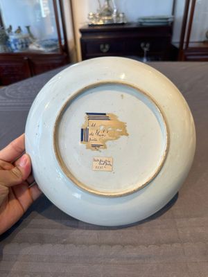 A Chinese famille rose armorial plate with the arms of Goos de Ghyseghem, Vecquemans and Golbeau for the Belgian market, Yongzheng, ca. 1730 — 照片 6