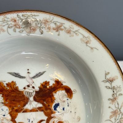 A Chinese famille rose armorial plate with the arms of Valckenier of Amsterdam for the Dutch market — photo 4