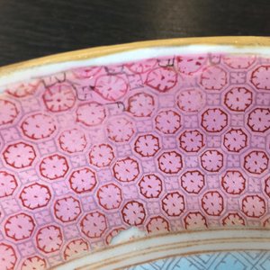 A Chinese famille rose armorial plate, Yongzheng, ca. 1735 — photo 3
