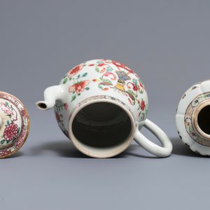 A Chinese famille rose armorial teapot, tea caddy and pattipan, Qianlong — 照片 6