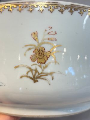 A Chinese famille rose armorial tureen and cover with the arms of van Beeftingh for the Dutch market, Qianlong — photo 13