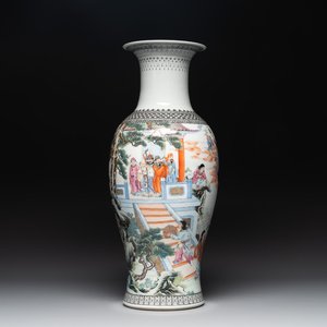 A Chinese famille rose 'Ba Xian Zhu Shou 八仙祝壽' vase, Qianlong mark, 20th C. — photo 1