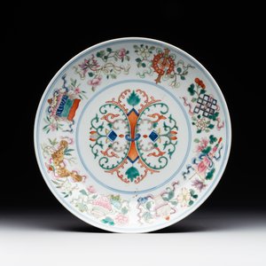 A Chinese famille rose 'bajixiang' plate, Tongzhi mark, 19/20th C. — foto 1