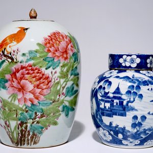 A Chinese famille rose basin and two covered jars, 19/20e eeuw — 照片 2