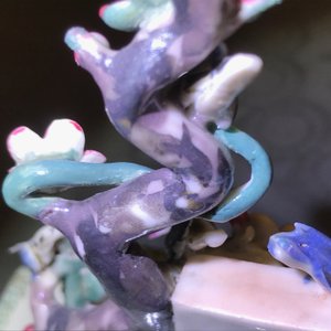 A Chinese famille rose basin with birds, prune tree and a vase, Qianlong — photo 16