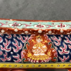 A Chinese famille rose Bencharong-style jardinière for the Thai market, 19th C. — photo 10