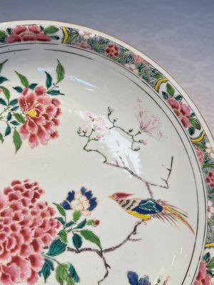 A Chinese famille rose 'Birds among Blossoming Branches' dish, Yongzheng — 照片 4