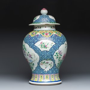 A Chinese famille rose 'Birds among Blossoming Branches' vase and cover — photo 2