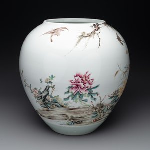 A Chinese famille rose 'birds among blossoming branches' vase, Xianfeng mark, Republic — foto 4