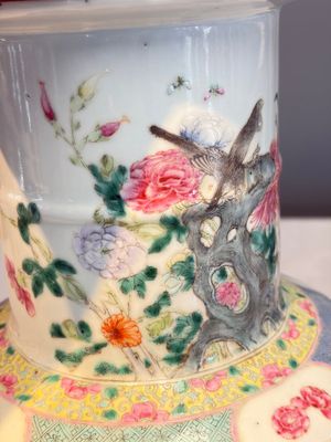 A Chinese famille rose 'Birds among Flowering Branches' rouleau vase, Qianlong mark, Republic — photo 5