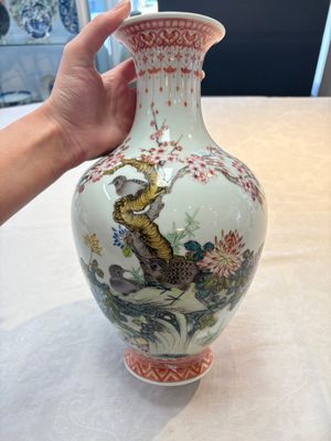 A Chinese famille rose 'birds among flowering branches' vase, Qianlong mark, 20th C. — photo 1