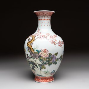 A Chinese famille rose 'birds among flowering branches' vase, Qianlong mark, 20th C. — photo 2