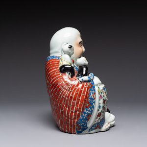 A Chinese famille rose black-ground covered vase and a famille rose Milefo Buddha, Mao Ji Sheng 茂記生造 mark, 19/20th C. — foto 5