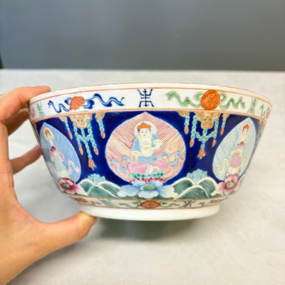 A Chinese famille rose blue-ground 'Baragon Tumed' octagonal bowl — photo 3