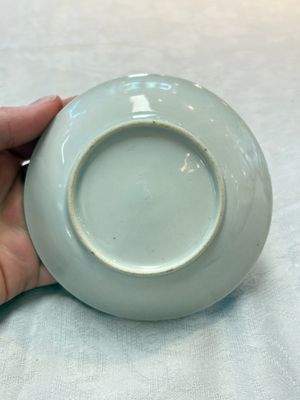 A Chinese famille rose blue-ground cup and saucer, and a 'faux-bois' cup and saucer, Yongzheng/Qianlong — photo 7