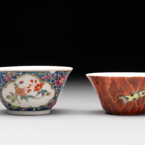 A Chinese famille rose blue-ground cup and saucer, and a 'faux-bois' cup and saucer, Yongzheng/Qianlong — photo 5