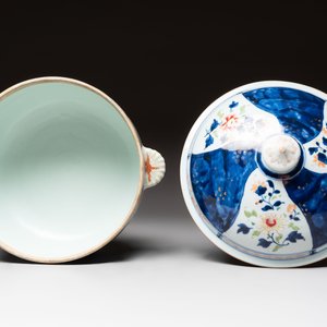 A Chinese famille rose blue-ground tureen, cover and stand, Qianlong — 照片 6